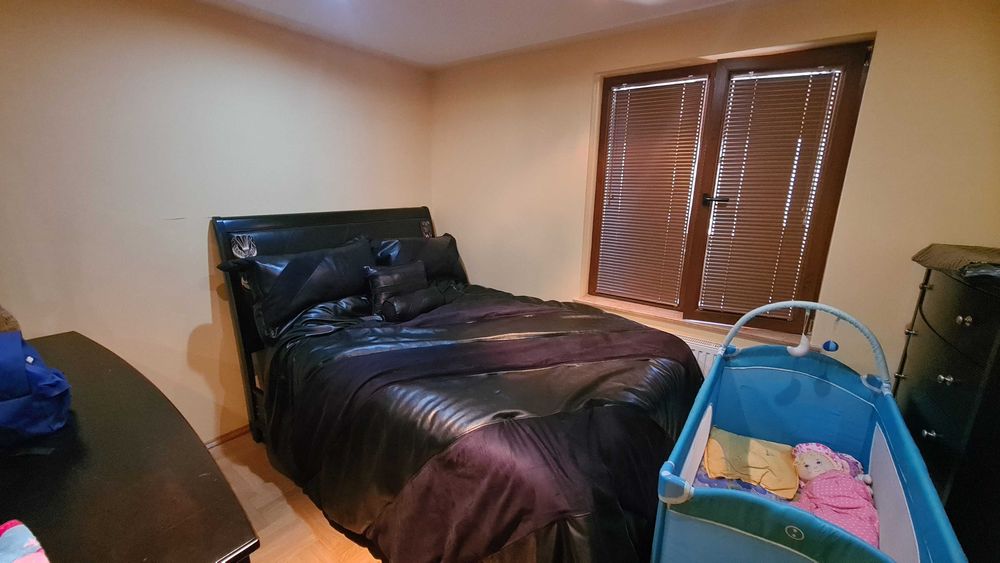 Продава се Тристаен апартамент в Разград, Освобождение - 150 кв.м за 1667 €/кв.м - Снимка #1