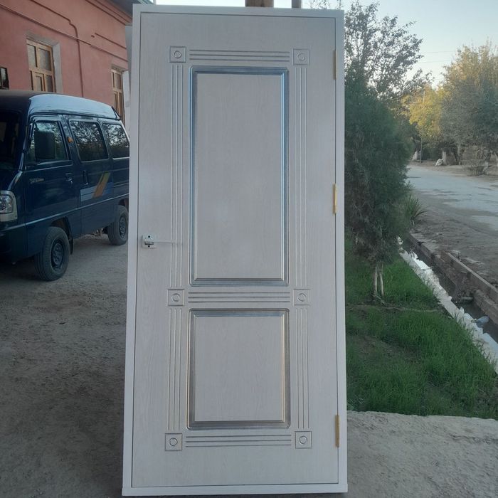 Eeshiklar qalin  o.8 lik lomiotdan qilinadi