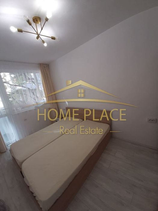 Дава се под наем Тристаен апартамент в Варна, Център - 65 кв.м за 816 € - Снимка #3