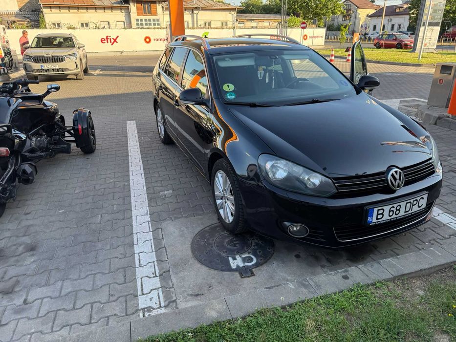 VOLKSWAGEN Golf 2012