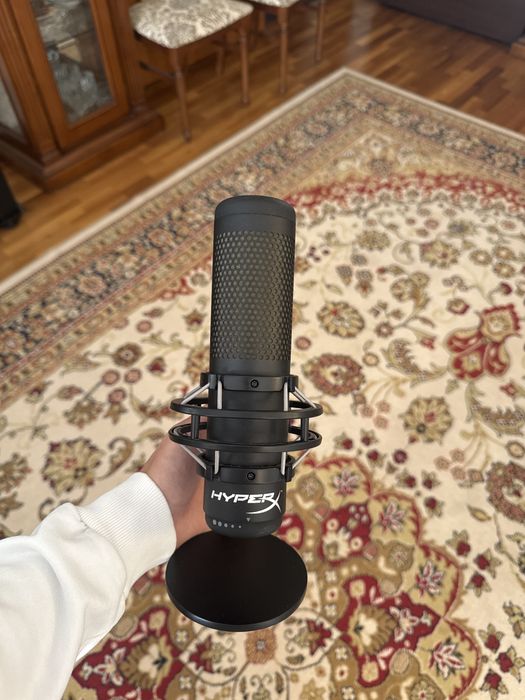 Микрофон HyperX Quadacast S RGB
