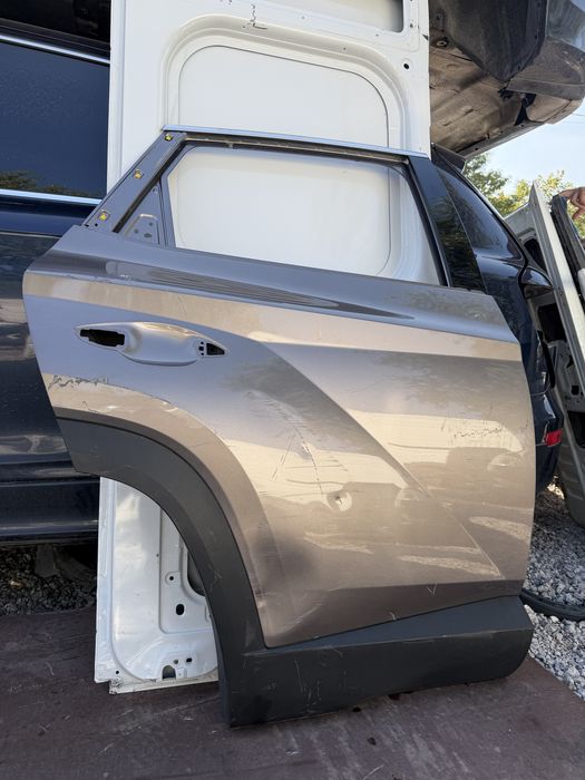 Врата hyundai tucson