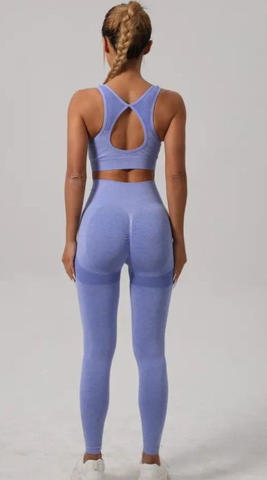 Костюм для фитнеса