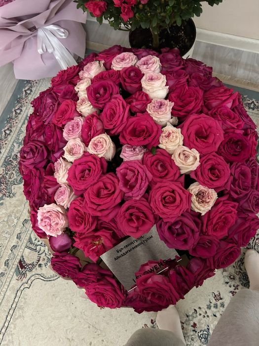 Цветы срочно доставка есть