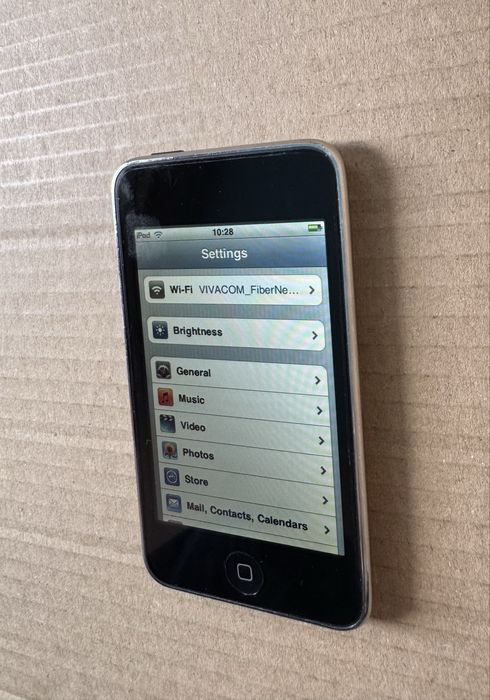 Айпод , iPod Touch 2nd Gen 8GB A1288