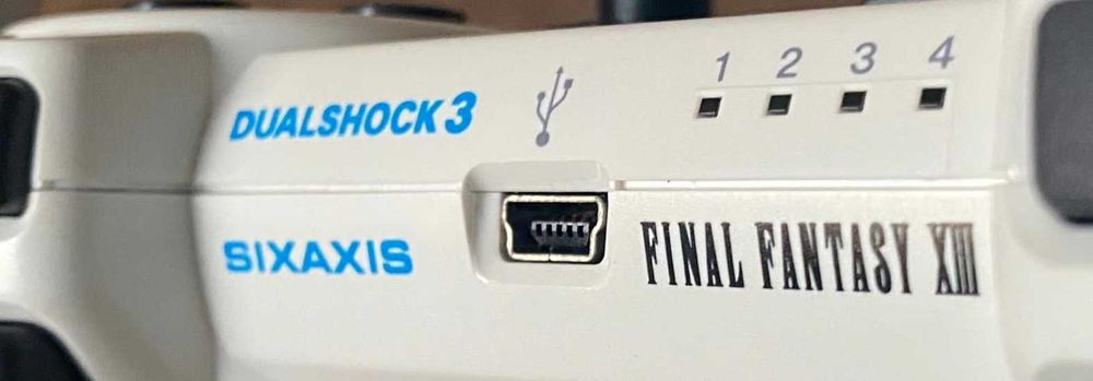 Коллекционный Sony PS 3 Final Fantasy XIII Deluxe Lightning джойстик