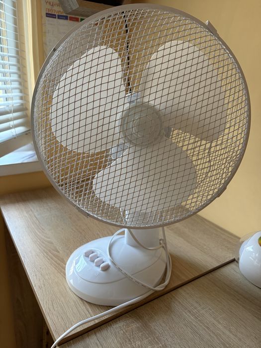 Настолен вентилатор ZIEL Cooling, модел FT-30-S009