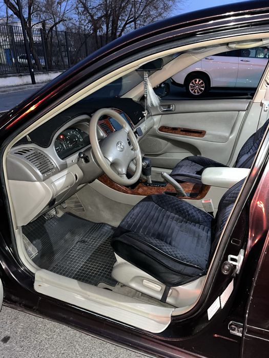 Продам toyota camry