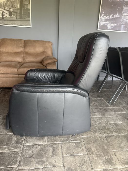 Fotoliu Recliner Electric din Piele – Relaxare & Funcție Medicală de Ridicare (Stand-Up Assist)