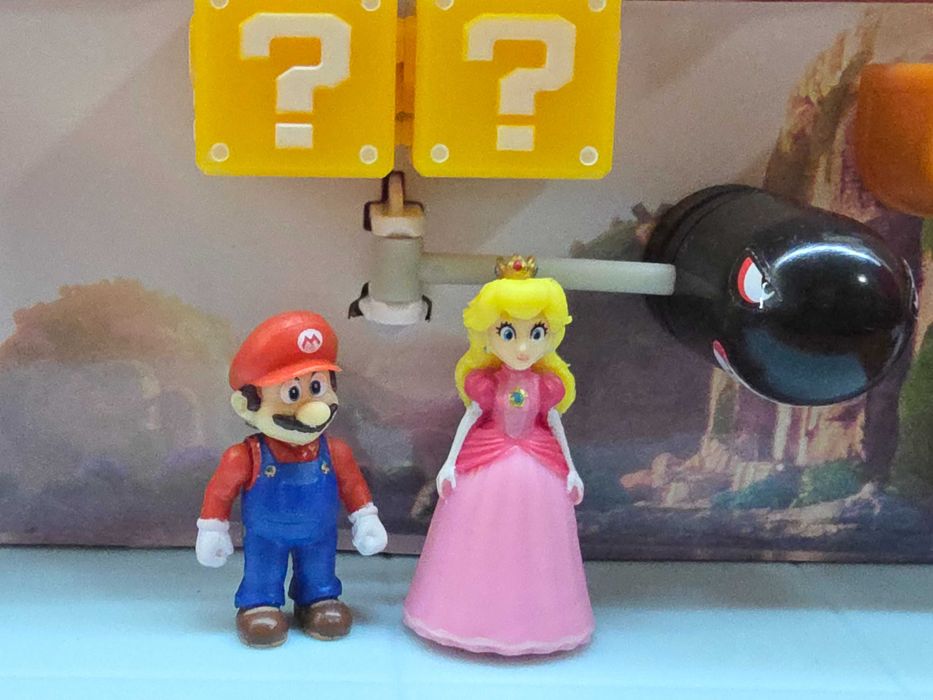 Castel Super Mario Bros and Peach - Castelul Regatul Ciupercilor cu mini figurine Jakks Pacific