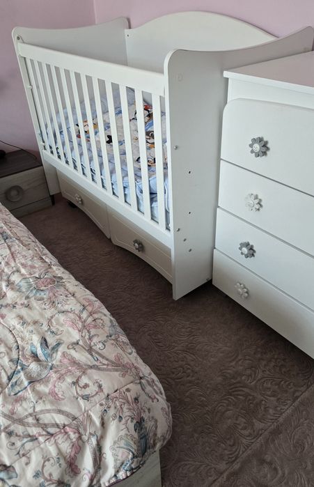 Бебешка кошара и скрин