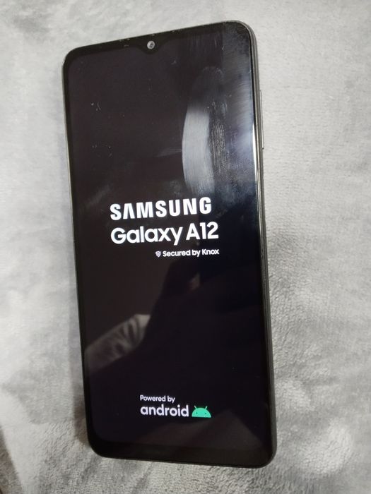 Мобилные телефоны Самсунг А12.