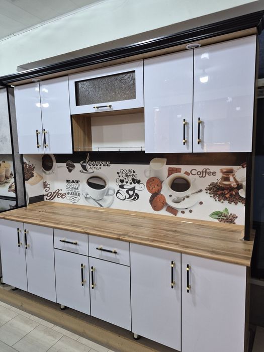 2.40 razmerdagi oshxona mebellari