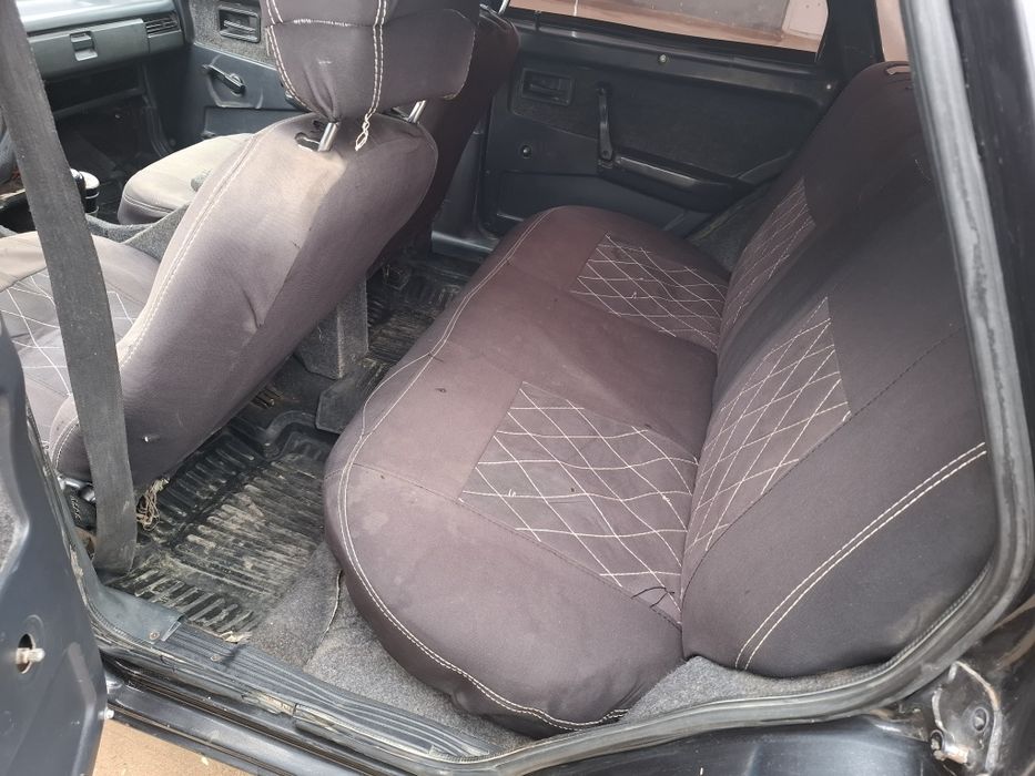 Moshina yaxshi hamma narsasi joyida