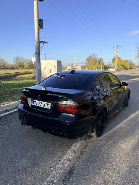 Vând bmw 330 d !