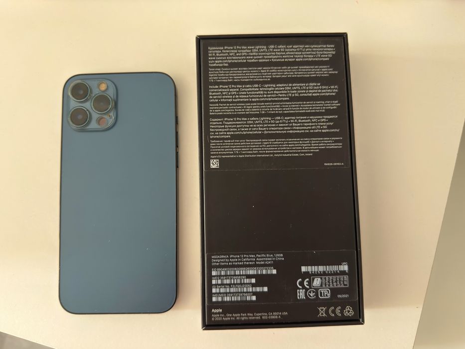 Iphone 12 promax 128 гб. Темно синий.