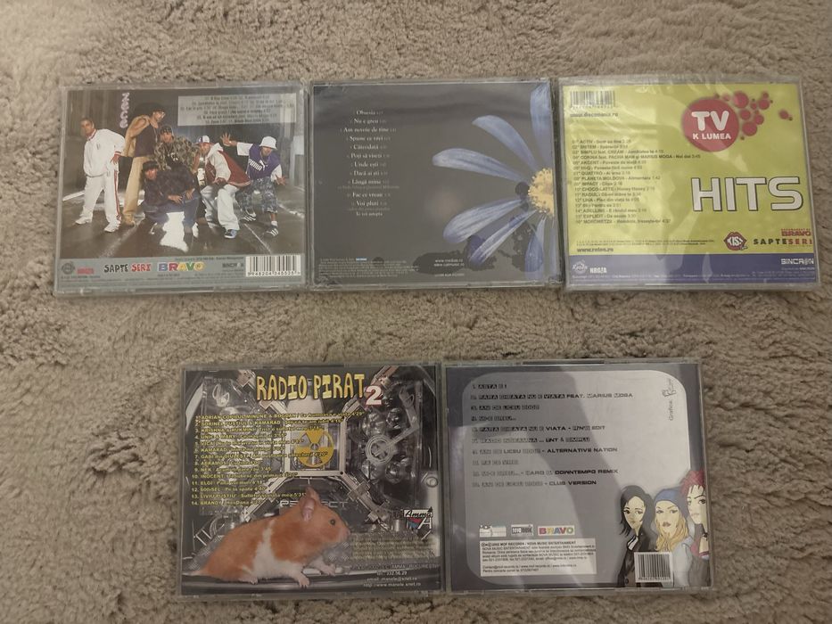 vand lot de 5 cd-uri noi