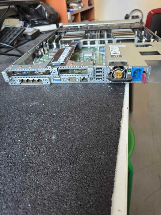 HP Proliant DL360p Gen 8 Server 1U