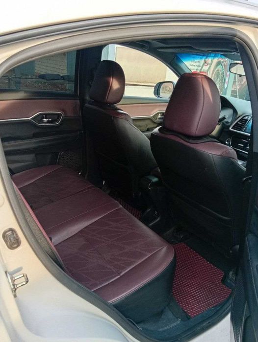 Сухая Аренда Honda M-NV