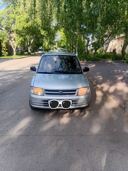Daihatsu cuore 1998 г