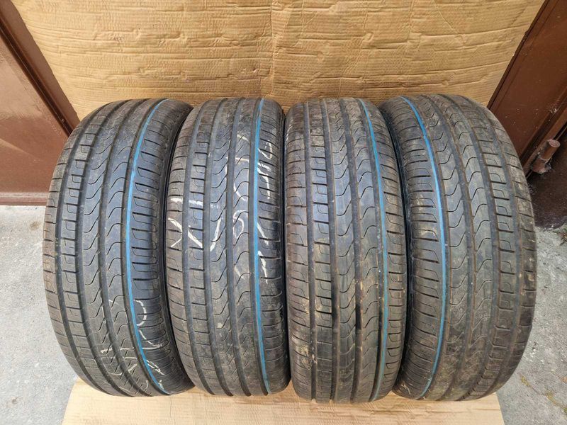 4 Pirelli R17 215/65
летни гуми 
DOT3221