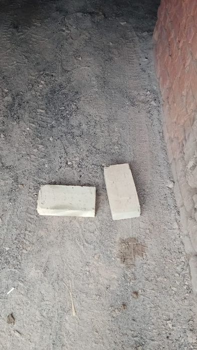 Кирпич  , Қыш , Кірпіш , Жжёный