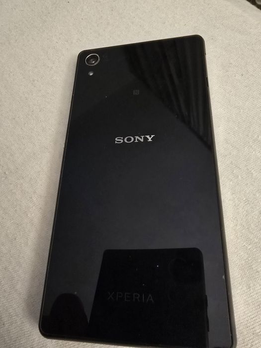 Pachet 2 Telefoane Sony Xperia: XZ (Funcțional) + Z5 (Piese/Display de