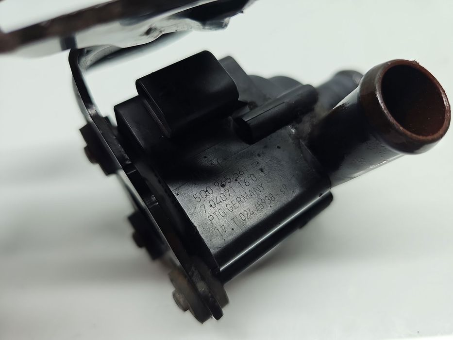 Pompa recirculare apa AUDI A3 Sportback (8VS, 8VM) [Fabr 2013-prezent]