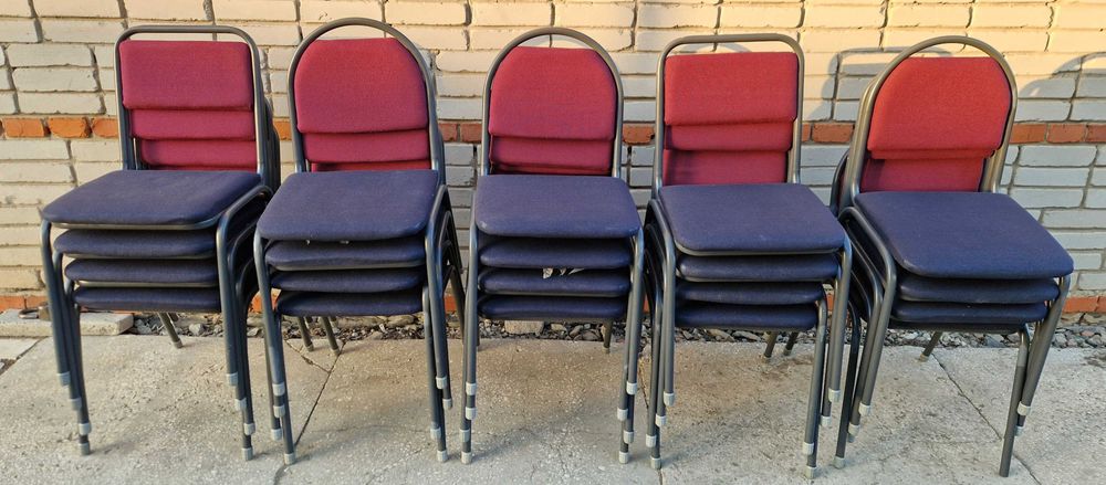 Продам офисные стулья