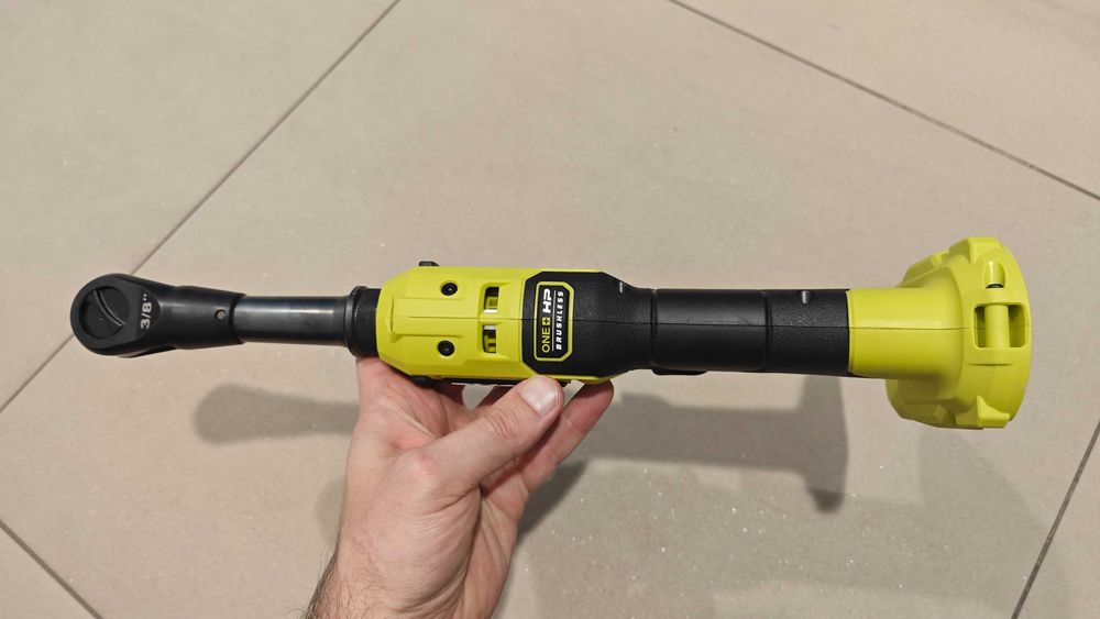 Акумулаторна тресточка Ryobi