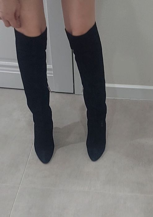 Продам осенние ботфорты от Basconi