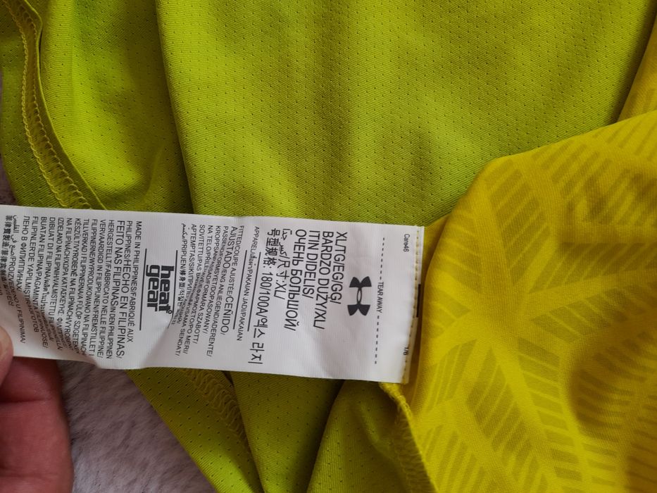 Under armour мъжки клин и блузаL-  XL размер.