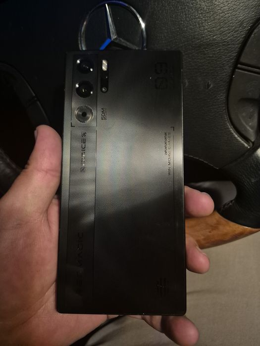 Redmedgic 9 pro 12/256