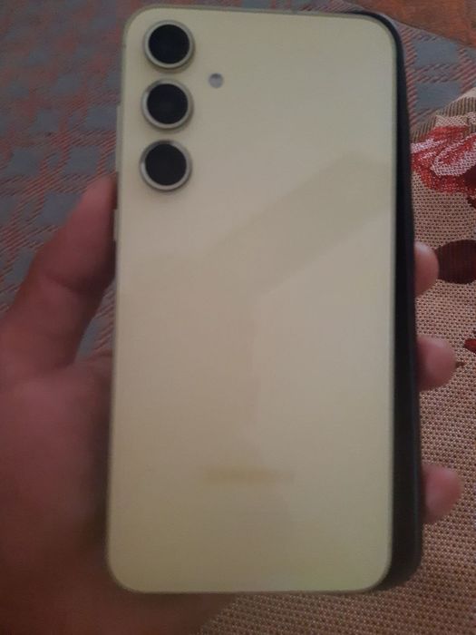 Самсунг а55 5g срочно продам