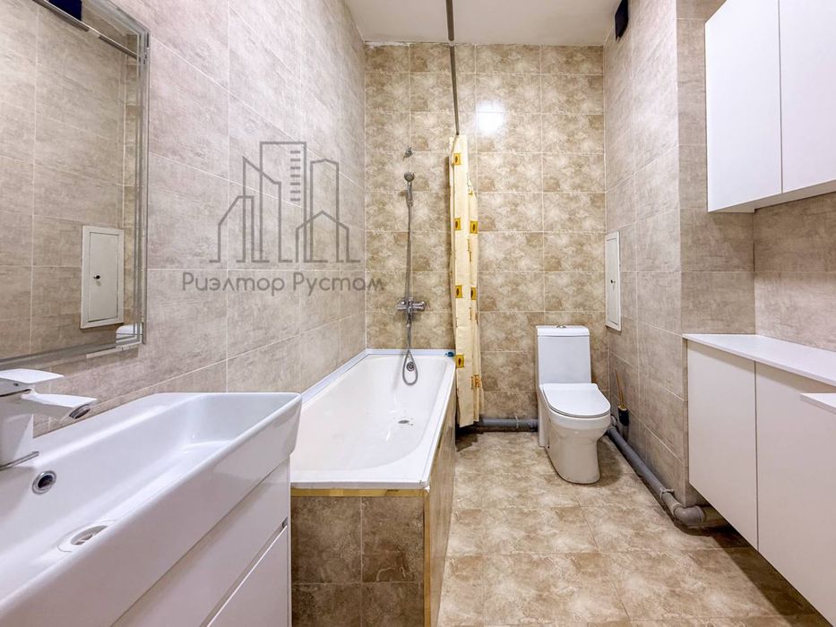 3 ком 68м2 Golden House Карасу-5