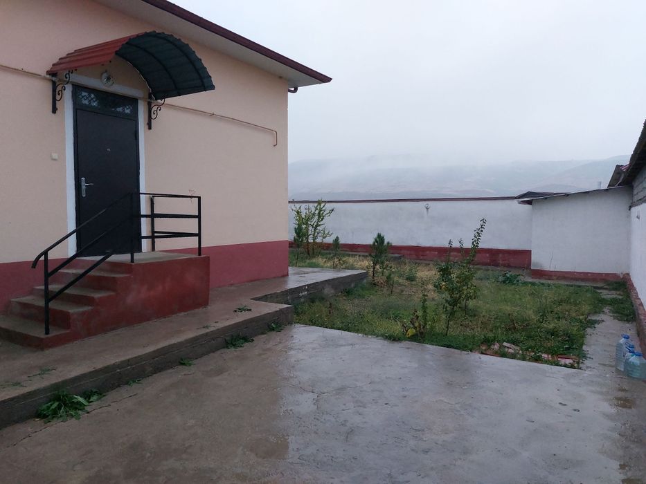 Коттедж. Дача. Наъмунали 2 хонали ховли уй-жой.