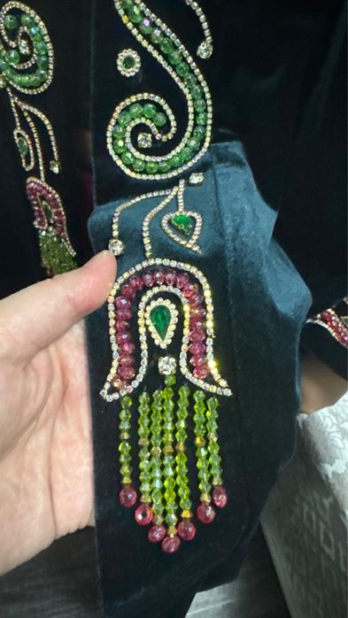 Чапан женский красивый