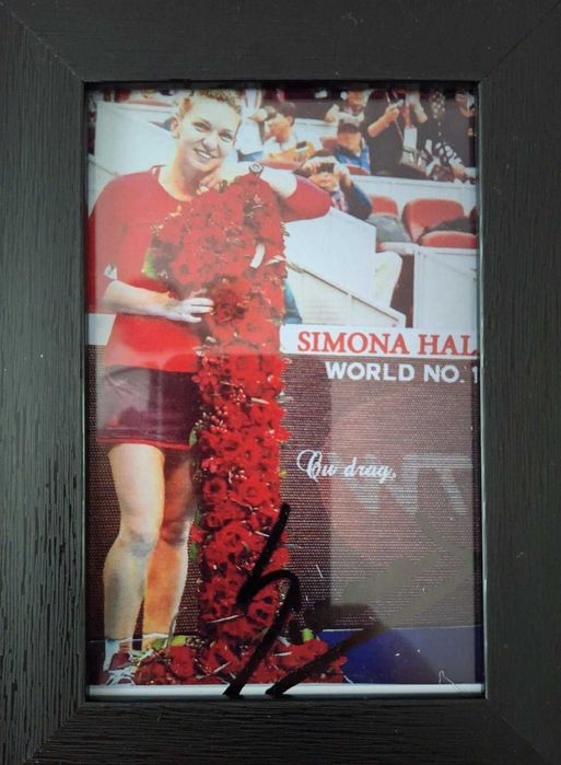 Poza de colectie semnata de Simona Halep - in rama