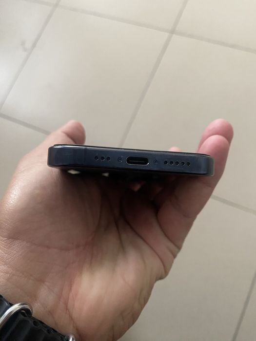 Продам iphone 15 pro