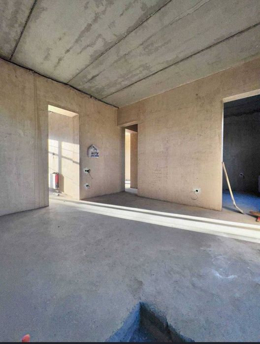 Тутзор махалля Евро дом  1,9 сотки 275 м² 4 комнат 2 этажа