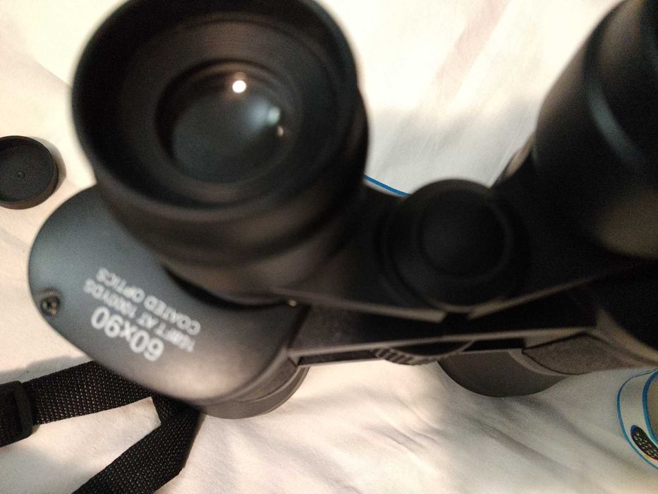 Бинокъл 60x90 168FT AT