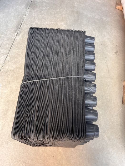 Табли / Тарелки за разсад 28 / 45 гнезда кръгли