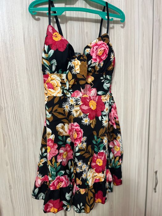 Дамска къса рокля