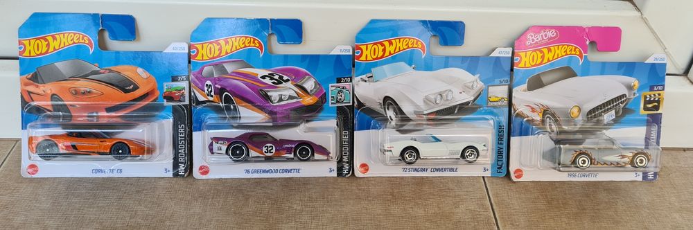 Set mașinuțe Hotwheels Corvette
