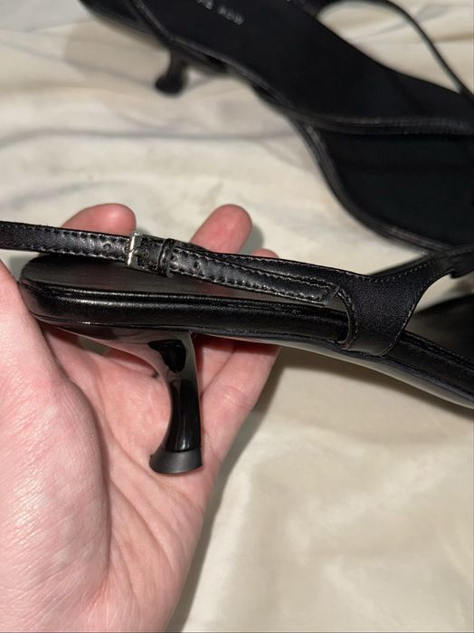 туфли от бренда The Row