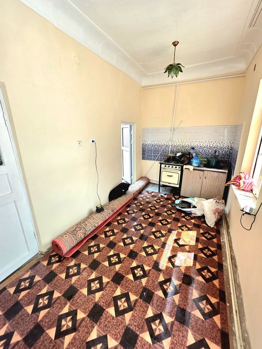 АРК олдида УЧАСТКА 2этажлик сотилади !