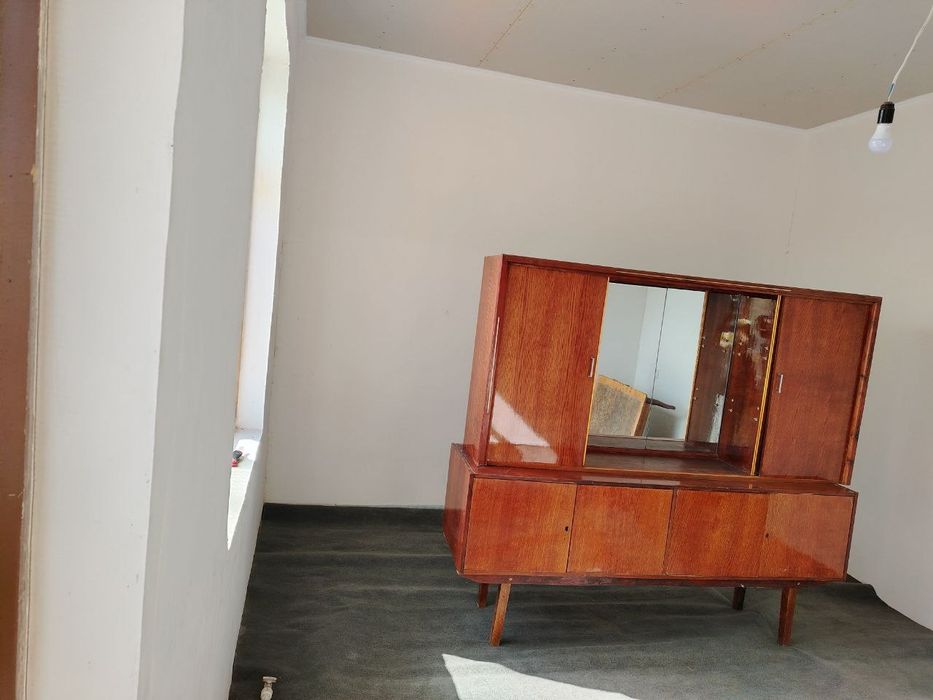 Ижарага хона берилади, тёплий пол килинган