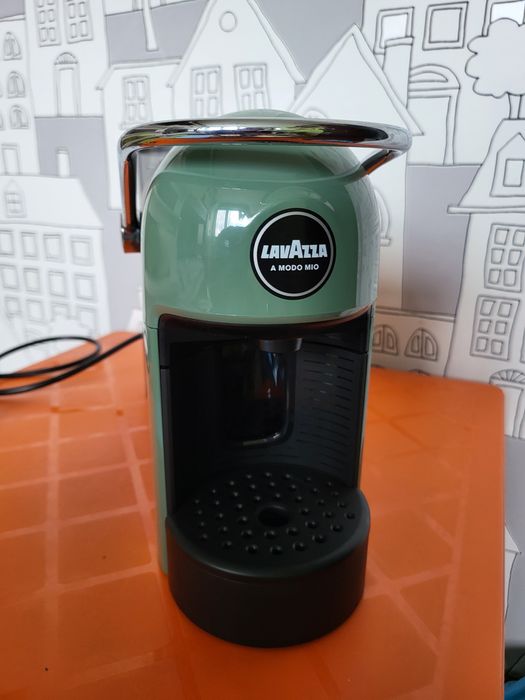 Кафемашина с капсули Lavazza JOLIE EVO