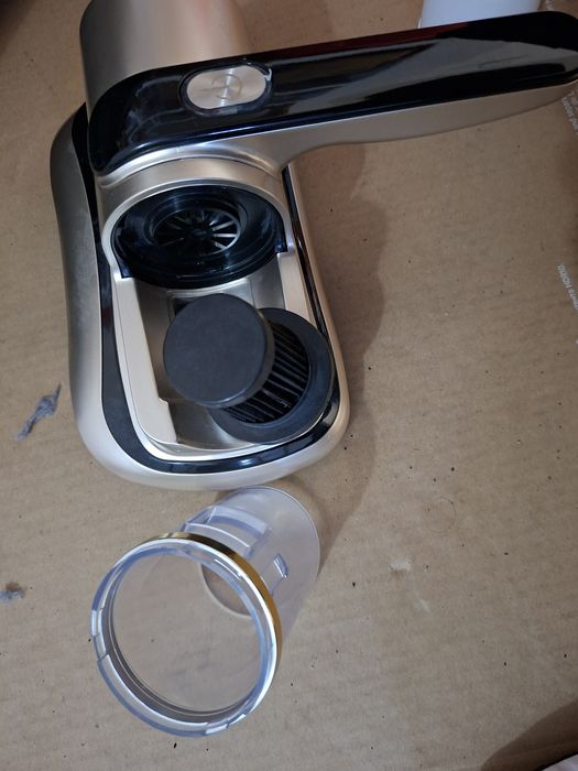 Aspirator cu Raza UV Anti  Acarieni