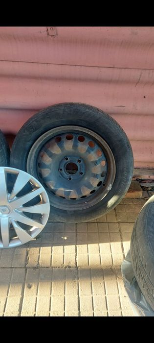 Vind jante .tabla cauciucurile  cadou doar azi